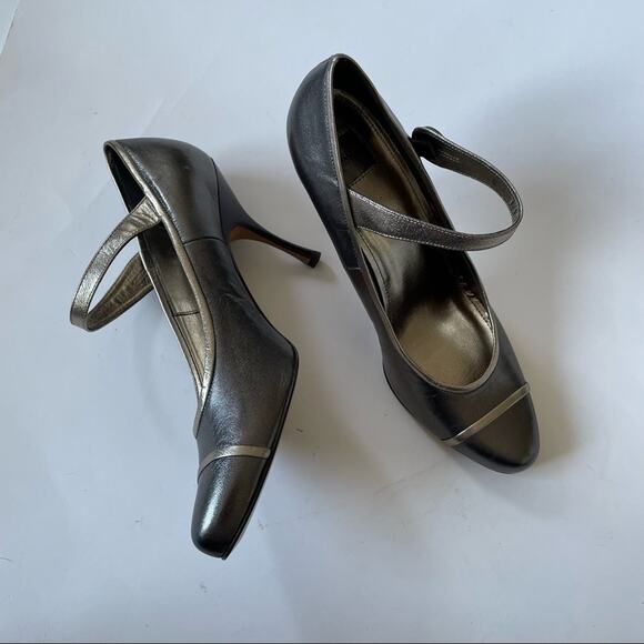 Coach Lauryn Mary Jane Heels Made in Italy Silver Pewter Metallic New 10 - Picture 14 of 14